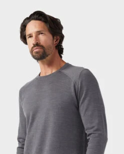STIO Men's Basis Midweight Merino Crew 24 STIO Men's Basis Midweight Merino Crew -Stio 200285 111 3